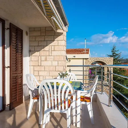 Apartment Kobaslic *