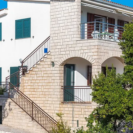 Kobaslic Apartment *